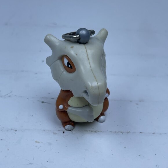 VINTAGE 1999 Burger King Cubone Pokemon Mini-Figure Keychain - Picture 1 of 11
